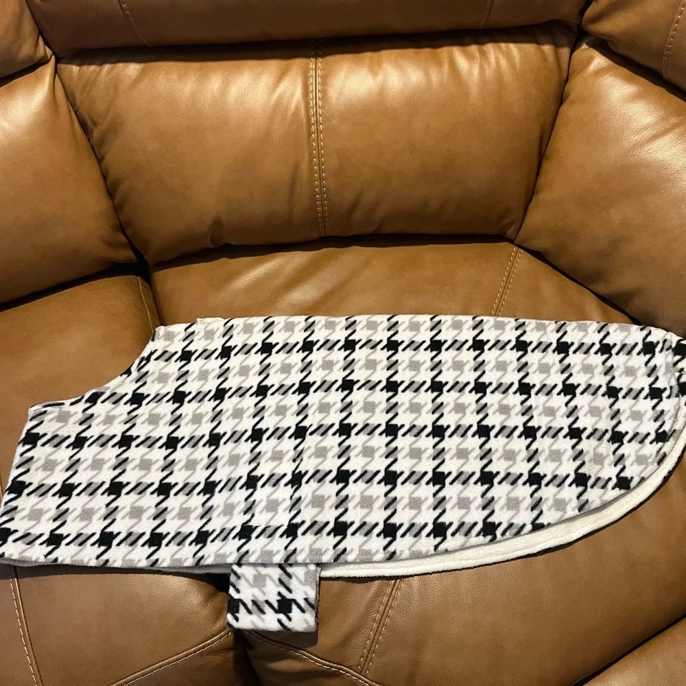 Houndstooth‎ Fleece Dog Coat with matching hood